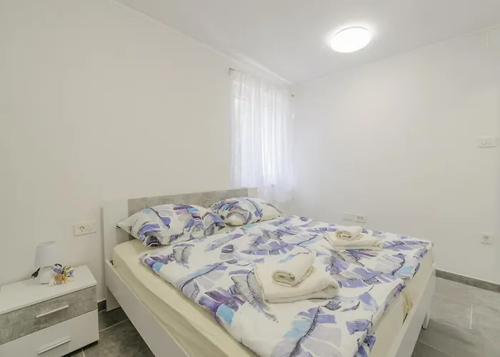 Semesterbostad House Linda 2 Crikvenica
