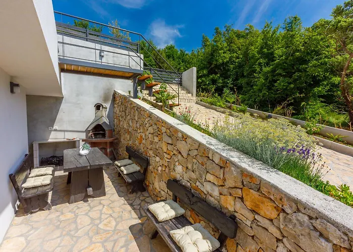 Semesterbostad House Linda 2 *