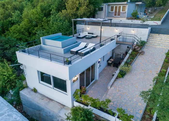 Semesterbostad House Linda 2 Crikvenica